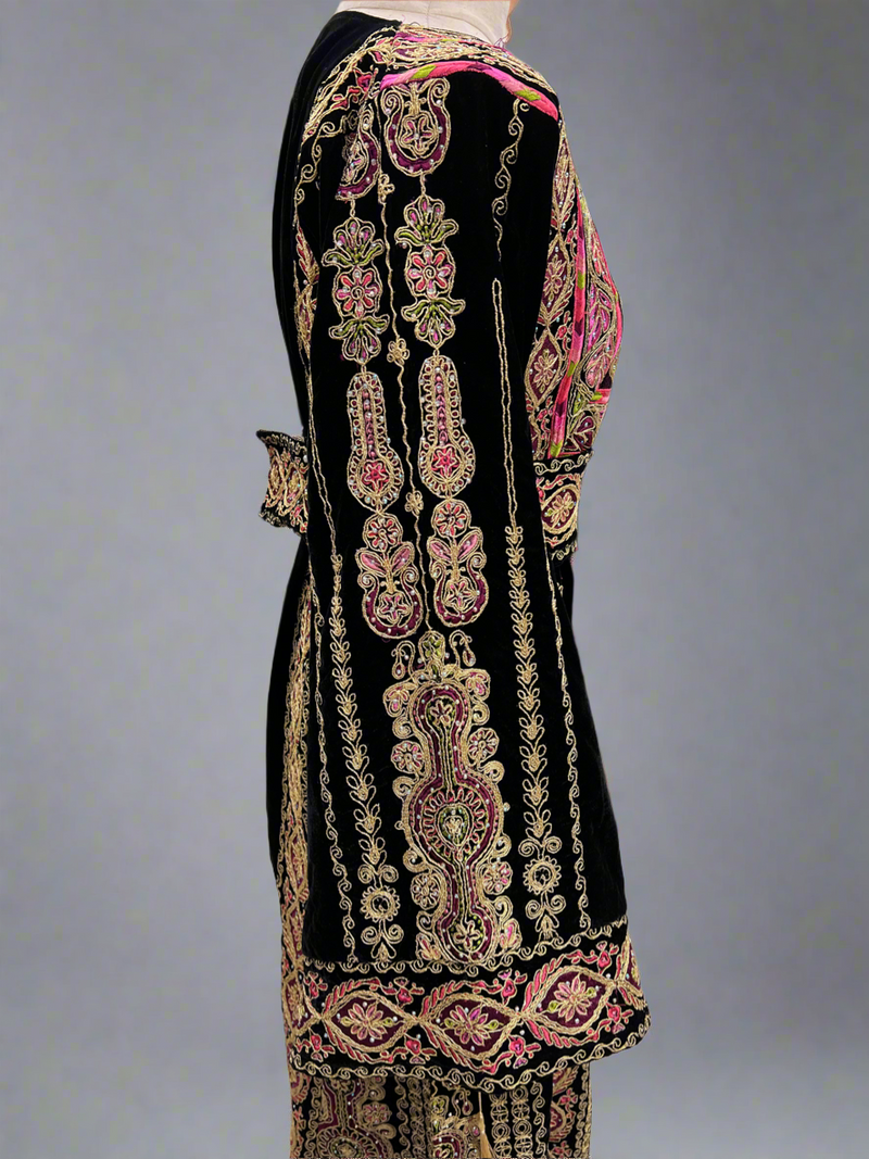 Malka Velvet Thobe - Black