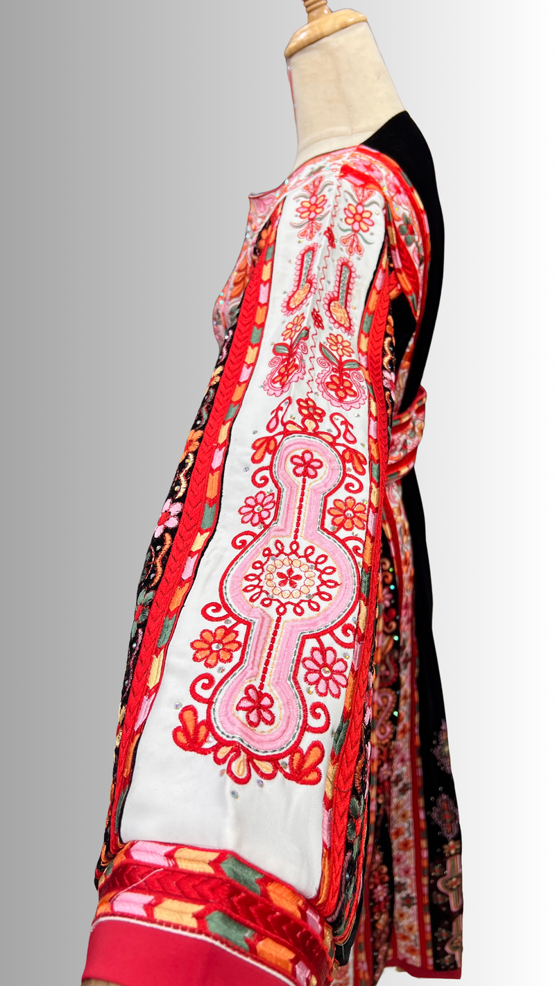 Ramallah Velvet Thobe