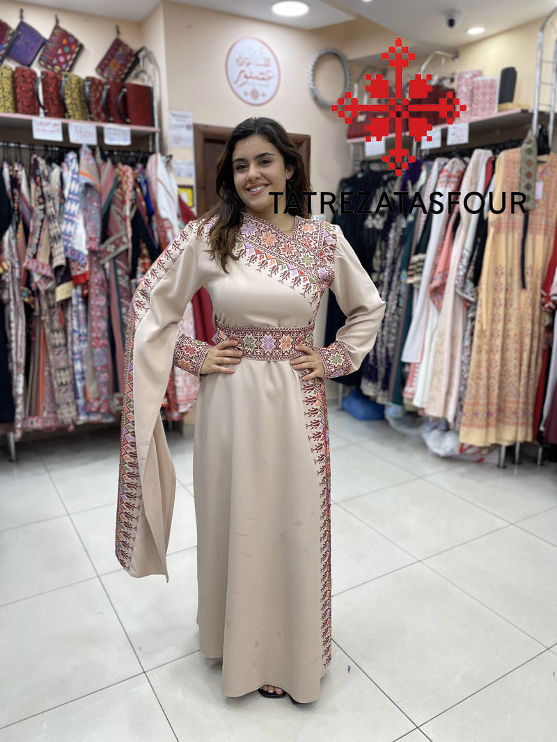 Embroidered Shoulder in Beige and Burgundy Thread