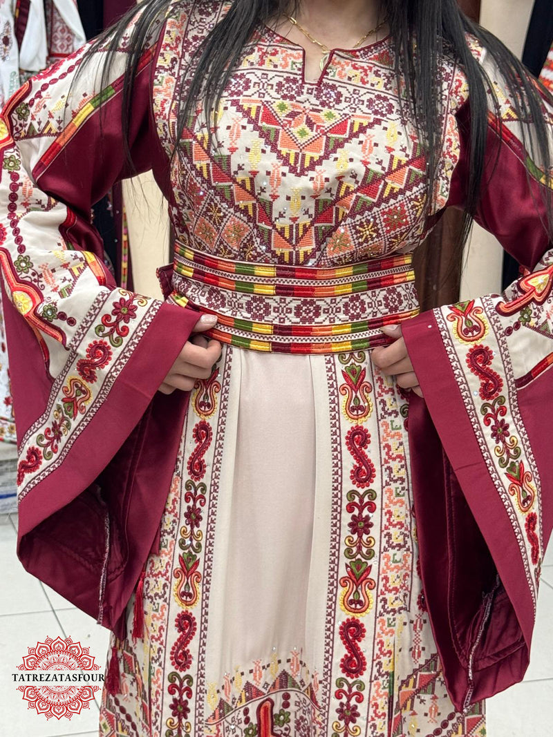 Luxurious Radan Thobe - Beige with Burgundy Touches